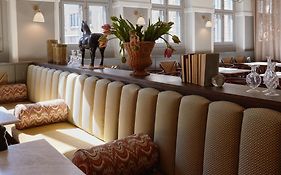 Hypernym Hotel & Suites